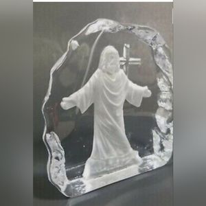 Frosted paper weight